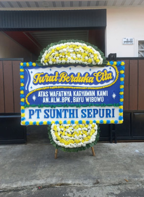 Papan Bunga Duka di Sodo